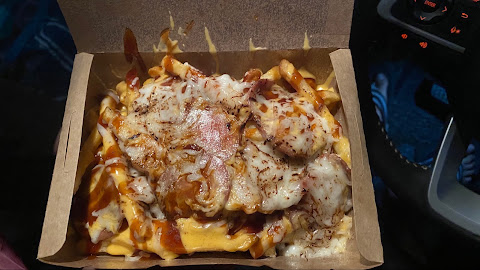 Gerai Burger Crispy & Fire Cheese Fries di Kuala Pilah