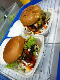 Gerai Red Burger Bakar di Seremban