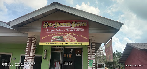 Gerai bro burger bakar di Gemas