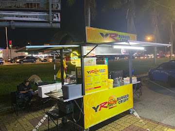 Gerai YR CRISPY BURGER di Rantau