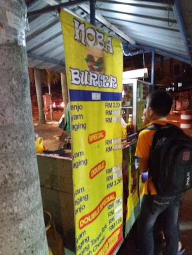 Gambar gerai Noba Burger di Mantin