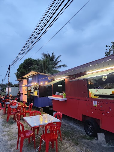 Gambar gerai Burger Red Cabin di Port Dickson