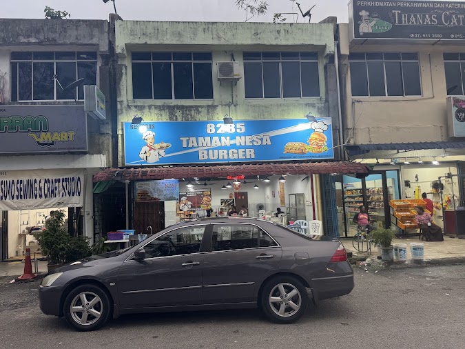 Gambar gerai Taman Nesa Burger (Vegetarian) di Skudai