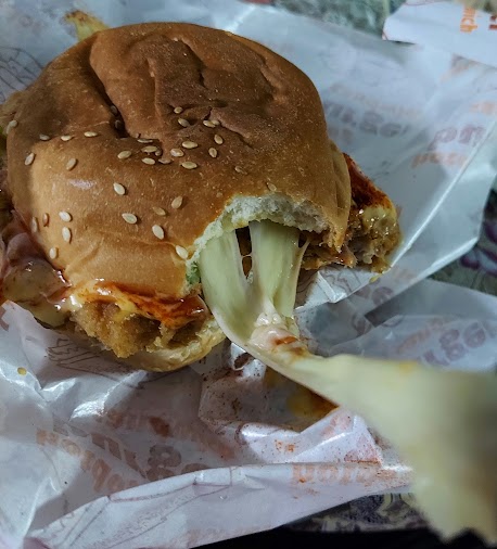 Gambar gerai Hot & Spicy Burger Cawangan Gemencheh di Gemencheh