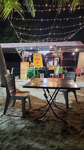 Gambar gerai Burger Fourty-One di Teluk Kemang