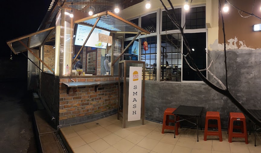 Gambar gerai Burger Leetuck di Seremban