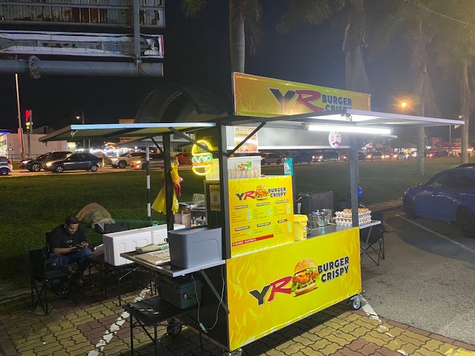Gambar gerai YR CRISPY BURGER di Rantau