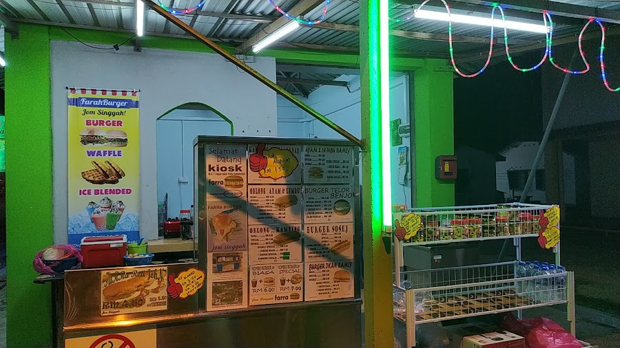 Gambar gerai Farra Burger di Gemencheh