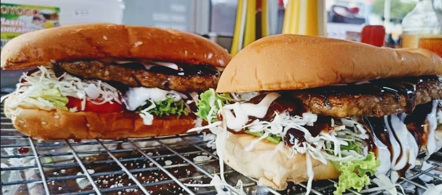 Gambar gerai Kecik Burger di Seremban